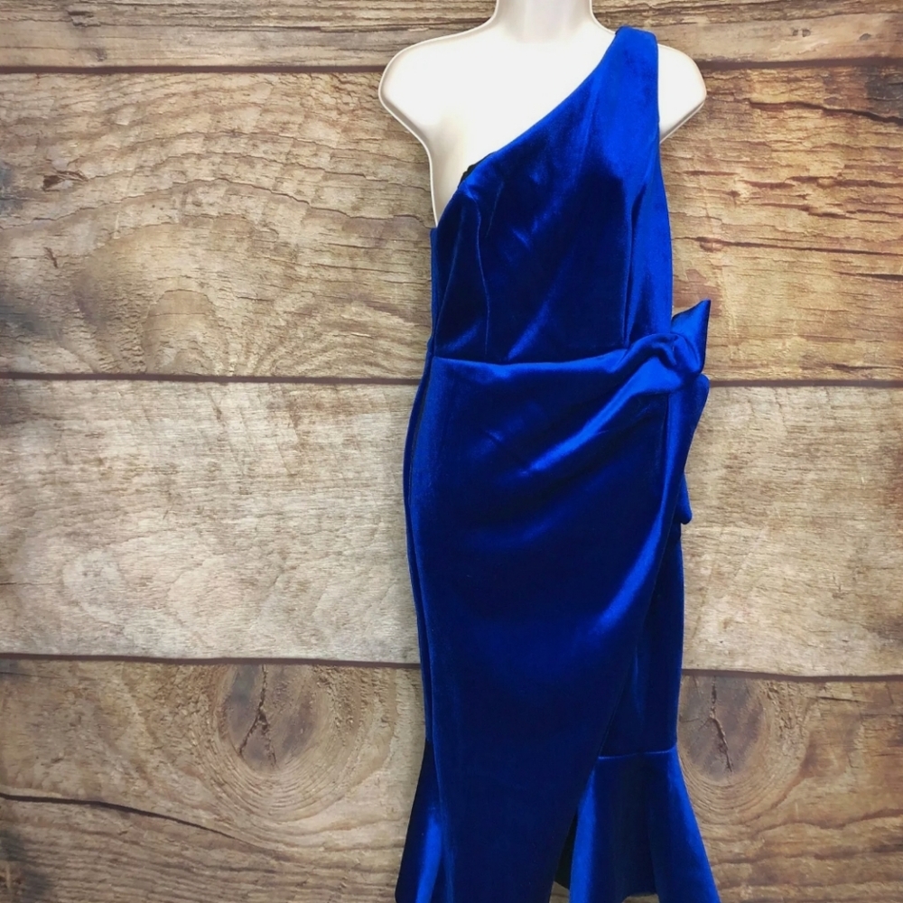 COPY - Asos Womens Size 10 Blue Velvet Tuck Midi Dress